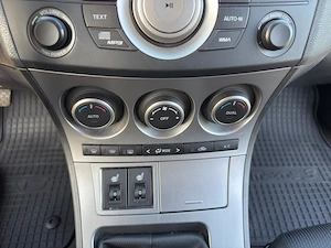 Mazda 3 BL 2011 2.0 DISI - imagine 10