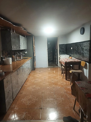 vând casă în zimandcuz  - imagine 2