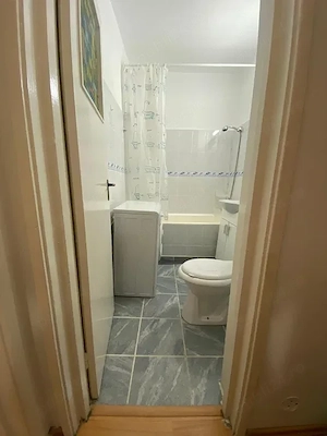 garsoniera dristor-metrou la scara blocului - imagine 8