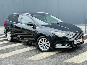 Ford Focus 1.5Benzina full