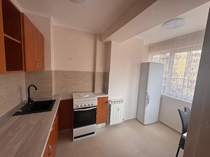Închiriez apartament cu o camera Zona Nufarul, chirie - imagine 4
