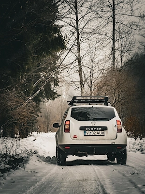 Dacia Duster 1.5 dci 4x4 - imagine 2