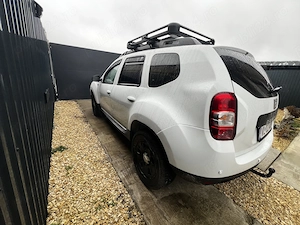 Dacia Duster 1.5 dci 4x4 - imagine 10