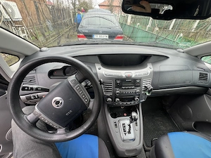 Ssangyong Rodius 2014  - imagine 2