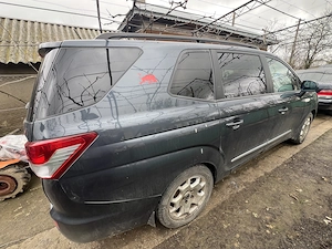 Ssangyong Rodius 2014  - imagine 6