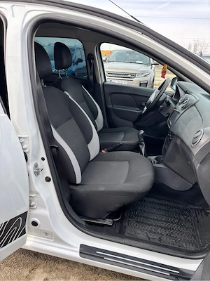 Dacia Sandero 1.5 dci - imagine 4