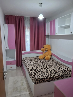 Vând tot ce se vede în poze