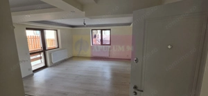 Apartament 2 camere, parter, de vanzare in Busteni