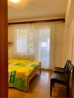 Vand apartament in Sighisoara, 3 camere, 2 wc, 2 balcoane, et. 4 - imagine 2