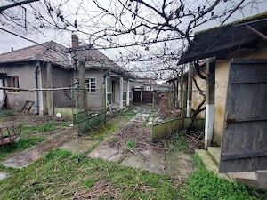 Casă de vânzare cu teren generos în Belfir - imagine 4