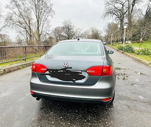 Volkswagen Jetta, 2012 - imagine 4