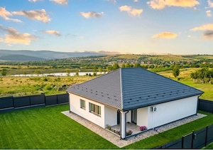 Casă de vânzare în Cercu, Bârnova