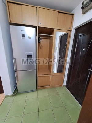 1 camera Take Ionescu-Punctele Cardinale - imagine 6