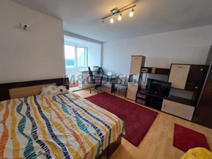 1 camera Take Ionescu-Punctele Cardinale - imagine 13