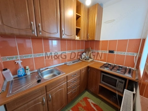 1 camera Take Ionescu-Punctele Cardinale - imagine 12