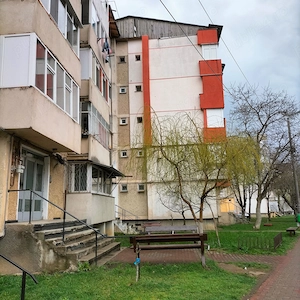 Garsonieră de închiriat 