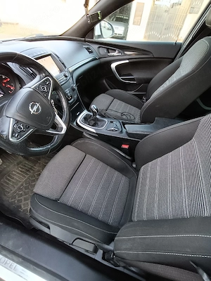 opel insignia - imagine 4