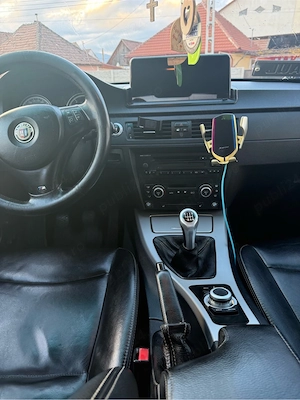 vand bmw e 90  - imagine 2