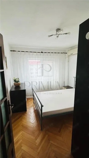 LIPOVEI | 3 CAM | DECOMANDAT | 2 BAI | CENTRALA | A C | ZONA EXCELENTA - imagine 2