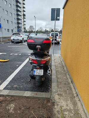 Honda Silver Wing 600 - imagine 5