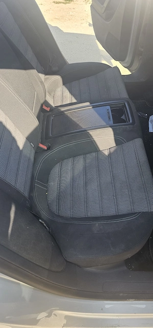 Dezmembrez PASSAT CC 2010 - imagine 5