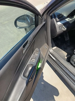 Vând Passat B6 - imagine 5