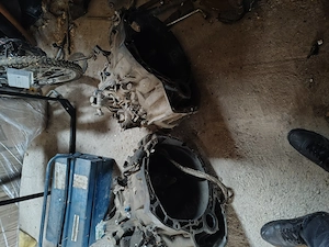 Vând cutie de viteza nisan X- trail motor 2.3