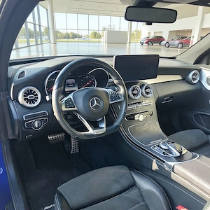 Mercedes Benz 200 Coupe 9G-TRONIC AMG Line Night Edition - imagine 6