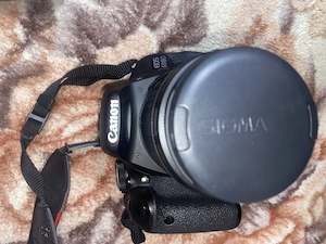 Aparat Foto Canon 600D+18-55MM+Accesorii