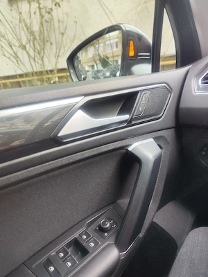 Volkswagen Tiguan Volkswagen Tiguan 2.0 TSI, 180CP,4Motion 4x4, Matrix,Ceas bord digital - imagine 8