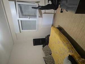 Închiriez o camera in apartment 