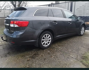 Toyota Avensis  - imagine 2