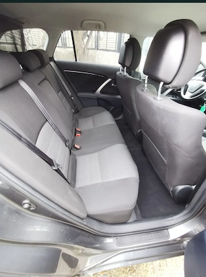 Toyota Avensis  - imagine 8