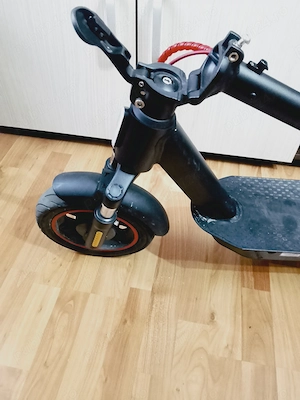 Vând trotineta, 1400 lei