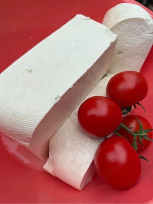 Brânză de oaie autentică, făcută tradițional