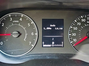 Vând Dacia Duster Generația a II-a, an 2018, motorizare 1.5 dCi (fără AdBlue), tracțiune integrală  - imagine 4