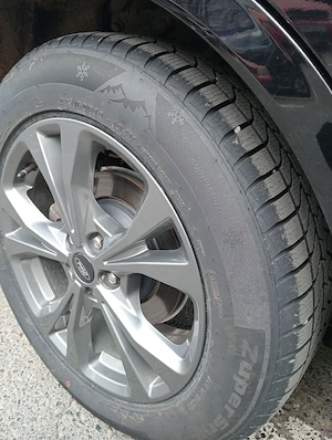 Ford Kuga 2021 - imagine 9