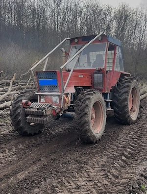 Vând DT 1010 forestier