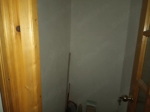 Vând apartament 2 camere in Pascani,zona deal,str.Gradinitei,vizavi de Catedrala