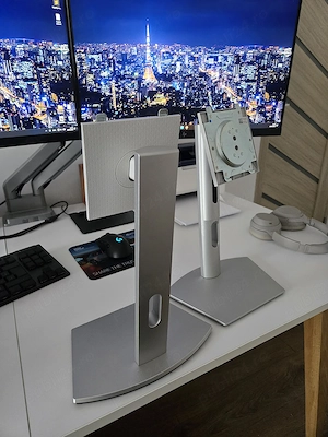 Monitor gaming Dell 24  IPS 75Hz FreeSync reglabil - imagine 5