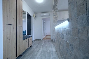 Teiul Doamnei - Str. Brasoveni, apartament exceptional 2 camere decomandate, etaj 4, bloc 1979 - imagine 14