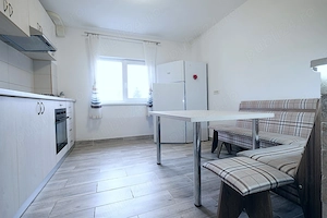 Teiul Doamnei - Str. Brasoveni, apartament exceptional 2 camere decomandate, etaj 4, bloc 1979 - imagine 11