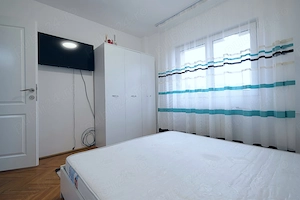 Teiul Doamnei - Str. Brasoveni, apartament exceptional 2 camere decomandate, etaj 4, bloc 1979 - imagine 8