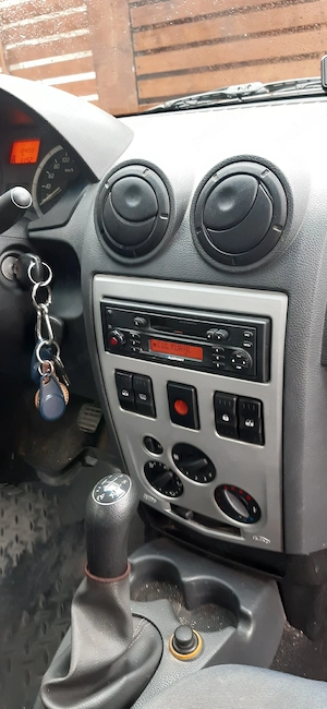 Vând Logan 1.4 MPI - imagine 4