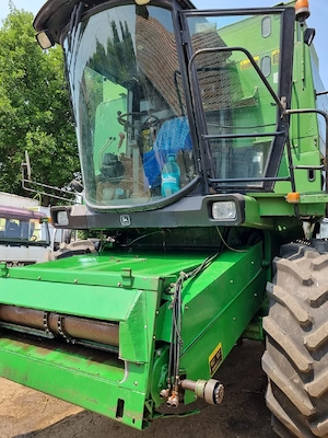 Combina John Deere - imagine 5