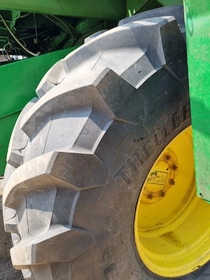 Combina John Deere - imagine 2
