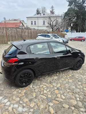 Peugeot 208 * 2016 * Benzina - imagine 6