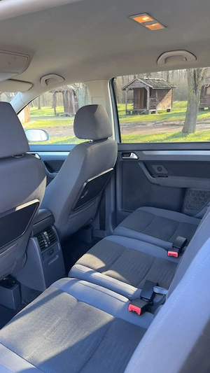 Vând vw Touran  - imagine 6