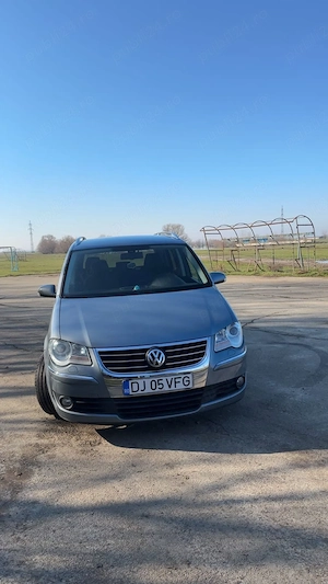 Vând vw Touran  - imagine 7