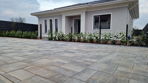 Casa Noua Cartier Privat langa Coloana Infinitului  - imagine 2